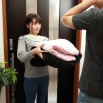 【不倫】近所のママ友たちが妻に逃げられ父子家庭のバツイチシングルファーザーに同情し生ハメセックス！セックスレスで久々のチンポに欲求不満を解消する人妻たちｗｗ【NTR】